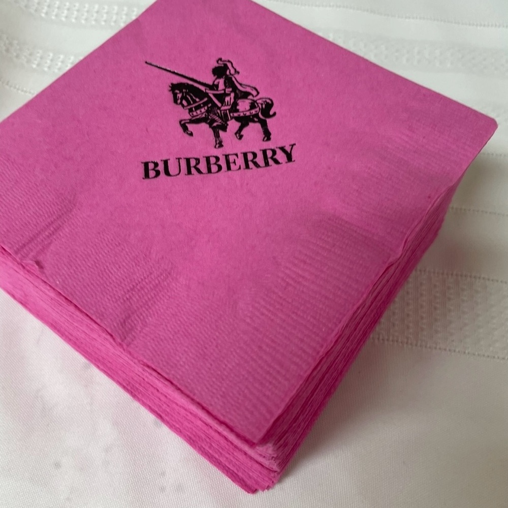 💖Burberry Pink Cocktail Napkins💖